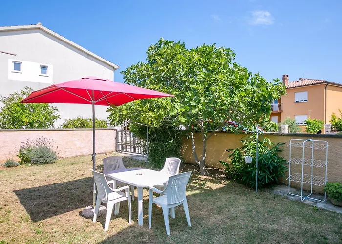 Miranda - Johan Ground Floor - Mpolo Medulin